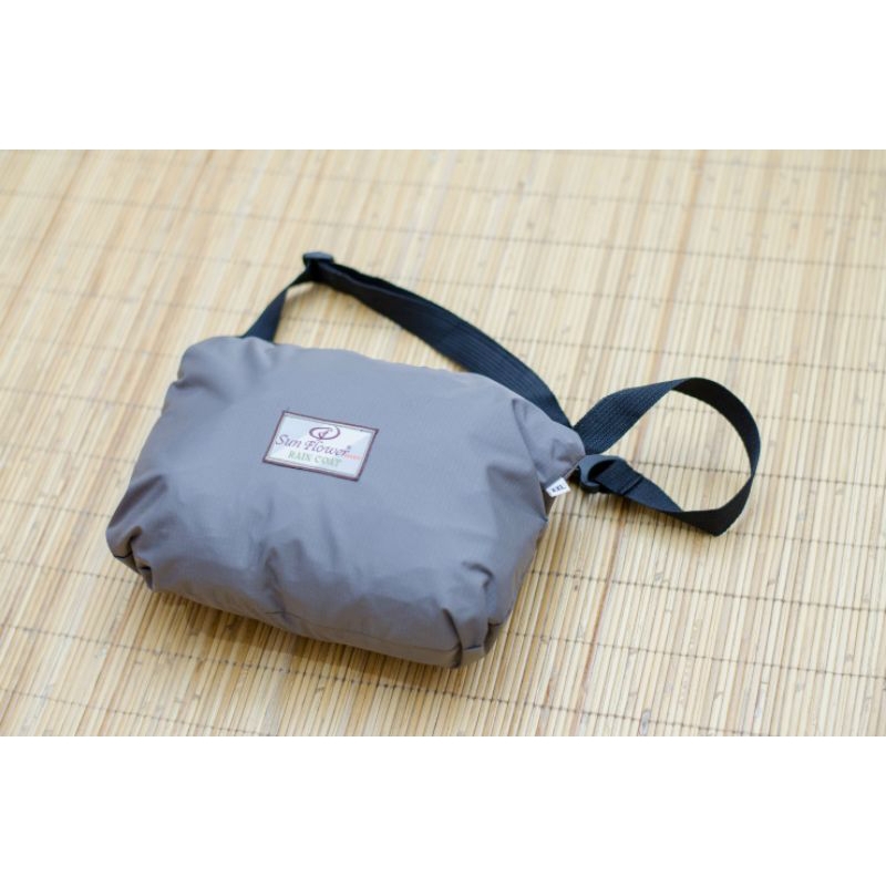 jaket celana anti air taslan ringan kuat merk sunflower