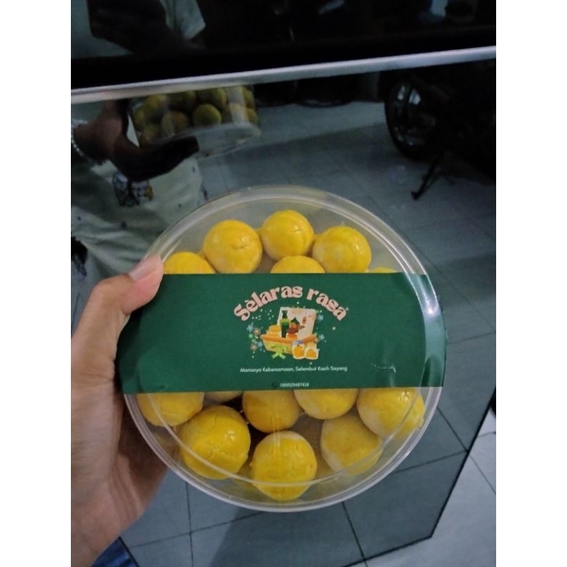 

Kue Nastar Premium