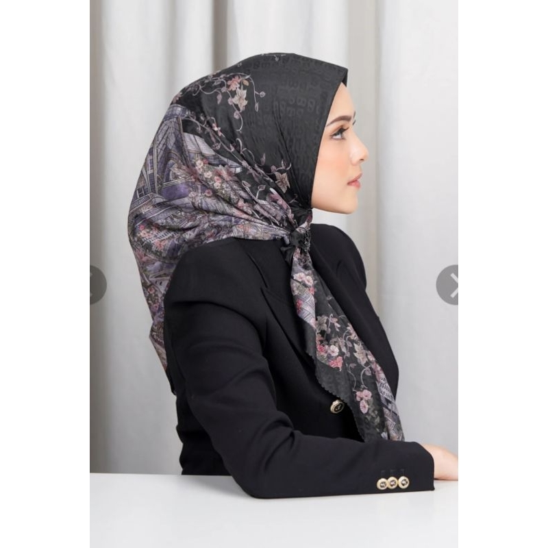new dubai buttonscarves black