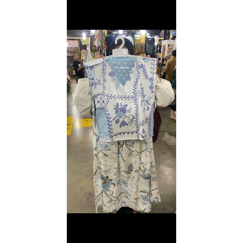 one set batik wanita/ baju wanita/ baju pergi wanita/ baju batik wanita/ batik jogja