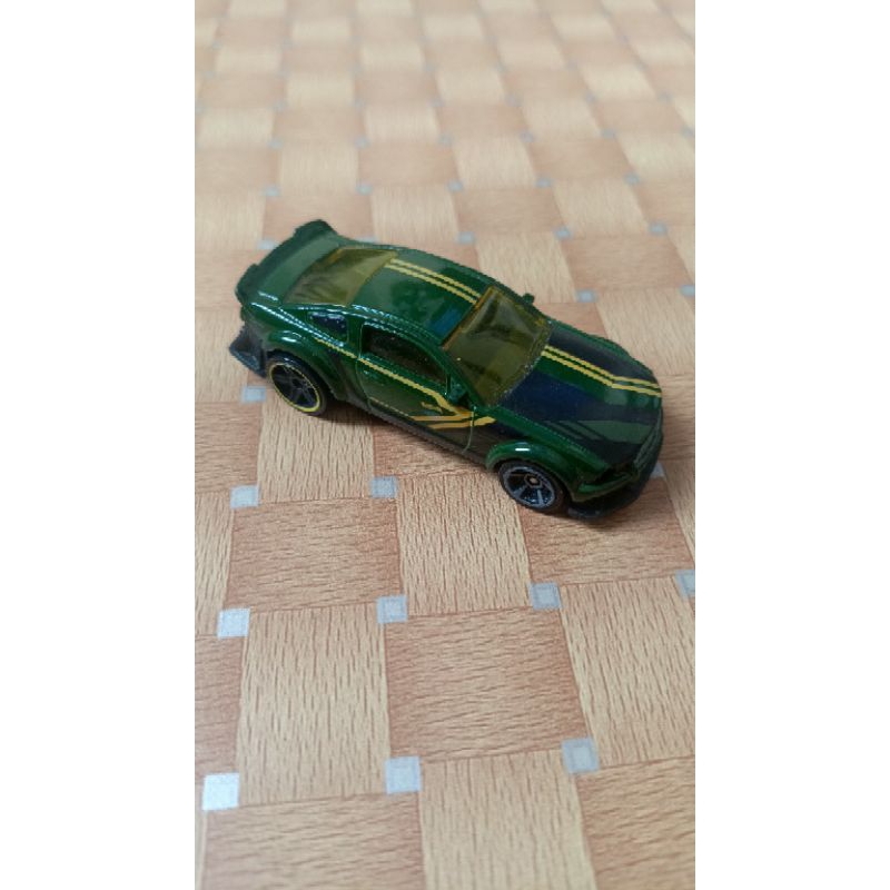 Hotwheels 2005 Ford Mustang Loose