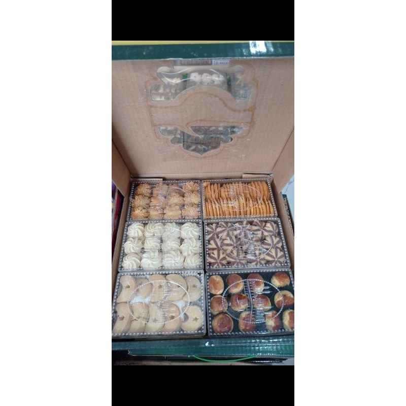 

PROMO! Hampers Lebaran 6 Box