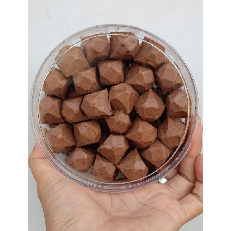 

COKELAT MILK MAYORA 500GR MANIS DAN ENAK