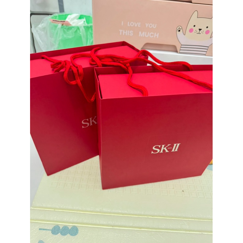 

BOX & PAPERBAG SK II