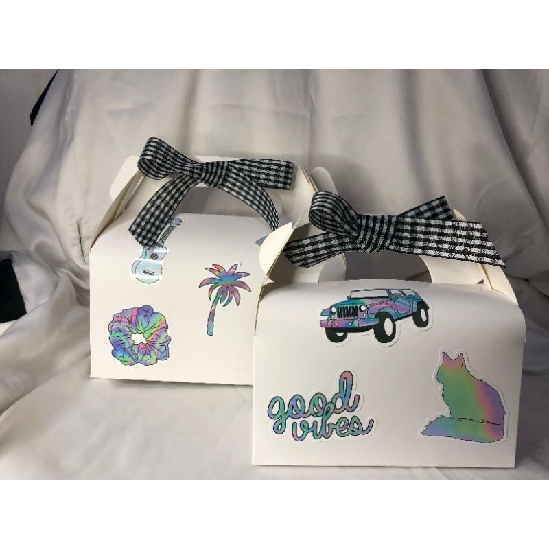 

Gable Snack Box Hampers 2 (bisa request greeting card)