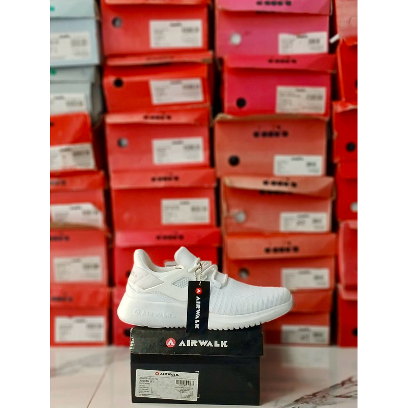 AIRWALK JUDITH WHITE SIZE 38