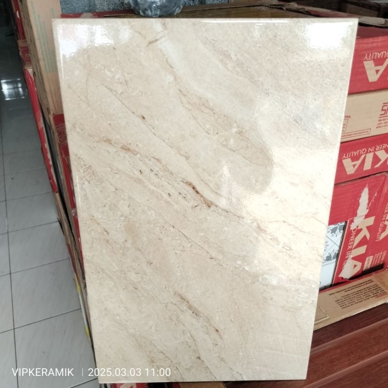 KERAMIK DINDING KAMAR MANDI MURAH UNO JASMINE CREAM 25X40 KW1