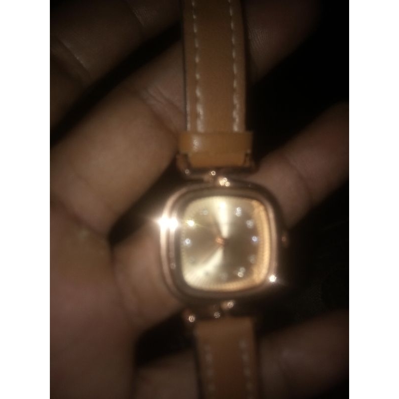 jam tangan bekas