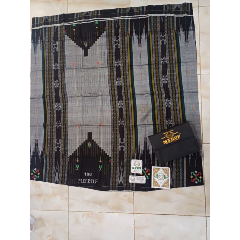 Sarung Ma'ruf motif SGT mesres