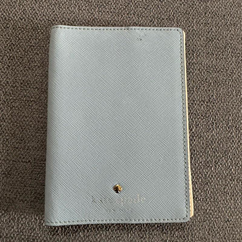 Kate Spade Mikas Pond Passport Holder (PRELOVED)/ Aksesoris Cover Biru Passport Branded Original