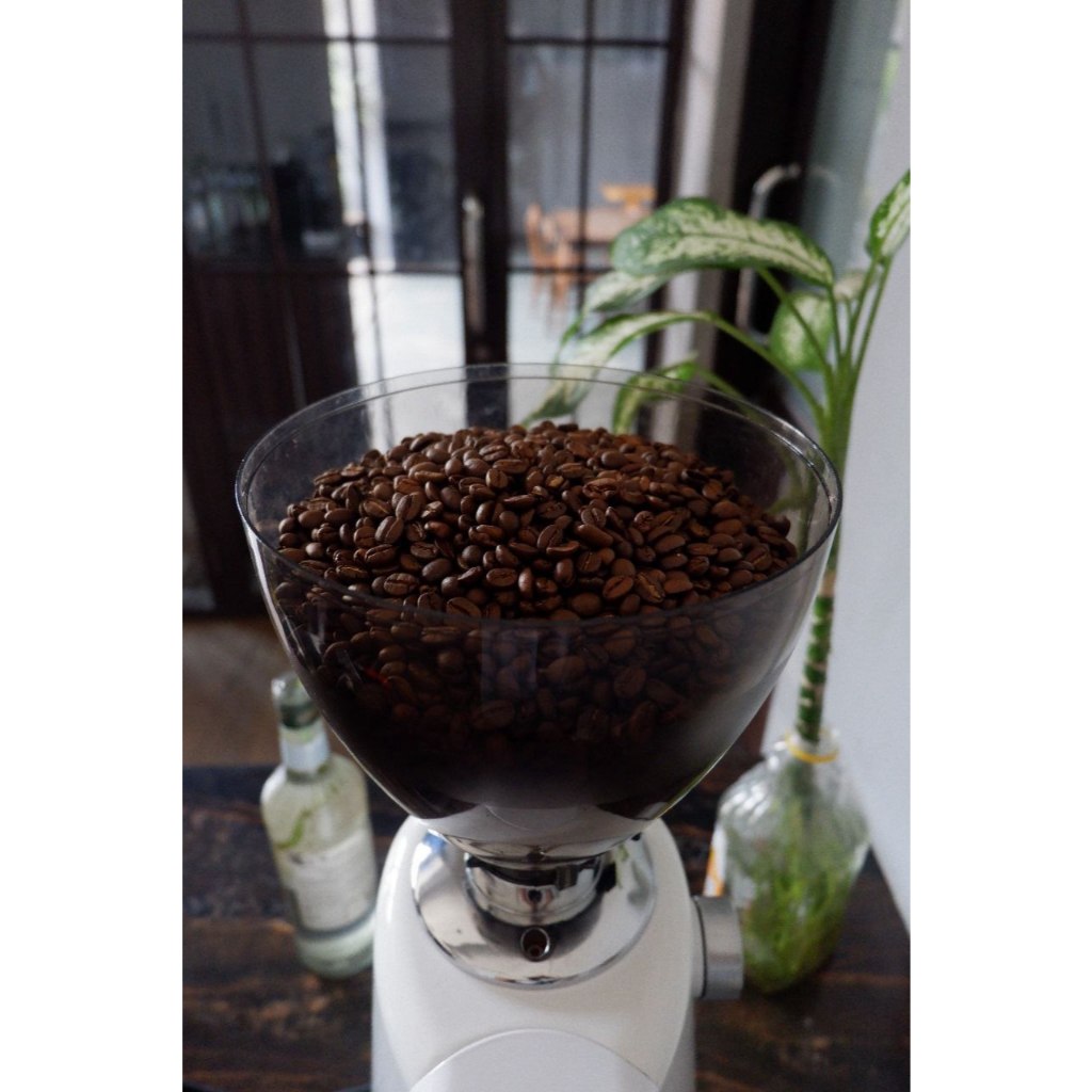 

Blend Espresso 70% Robusta : 30% Arabika