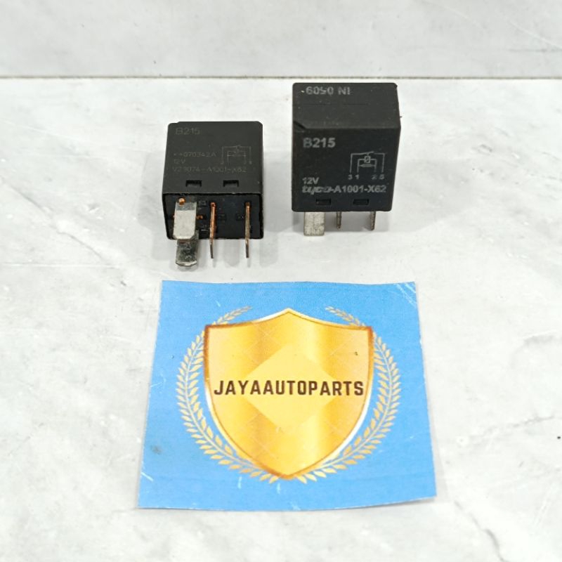 Relay Tyco V23074-A1001-X62 Kaki 4 Warna Hitam 12 Volt