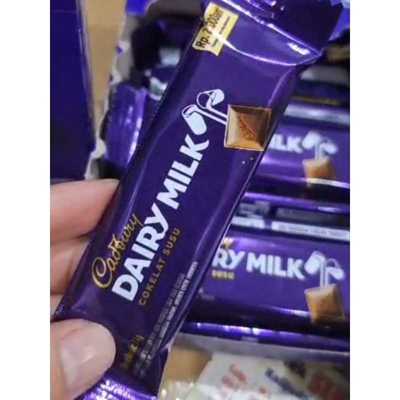 

Coklat Dairy Milk Cadbury 11 gram