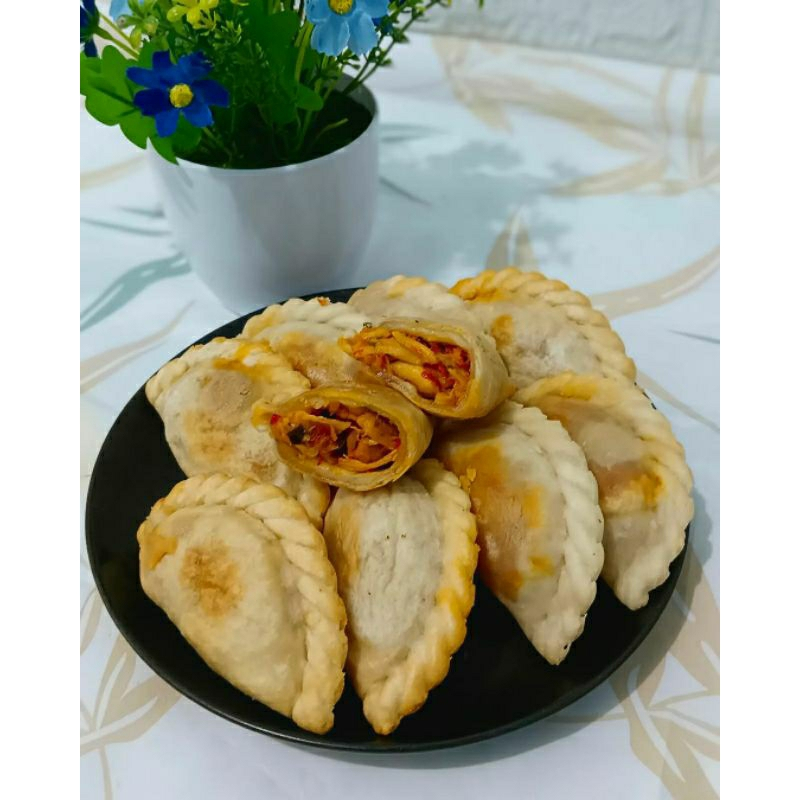 

CIRENG ISI AYAM SUWIR PEDAS PREMIUM