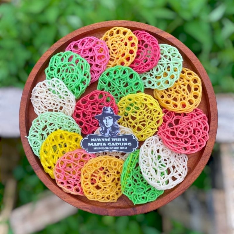 

500GRAM KERUPUK UYEL MAWAR WARNA WARNI MENTAH