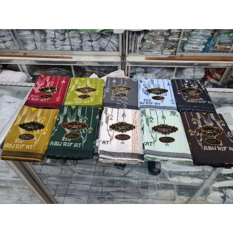 Sarung Pria Dewasa Abu Rifat Motif Songket Bahan Tetoron Rayon TR