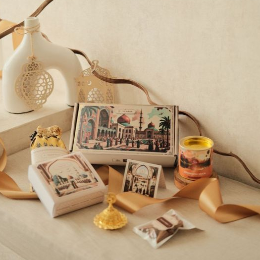 

LUNE | Lebaran idul fitri hampers eid mubarak cookies parsel gift kue kering parcel bingkisan