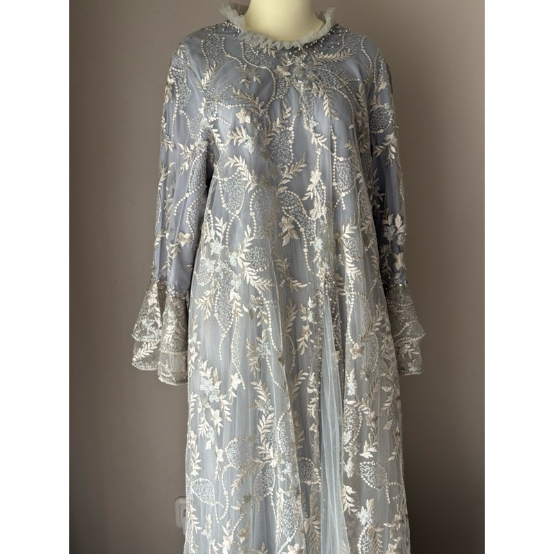 DELMORA ATTIRE PRELOVED