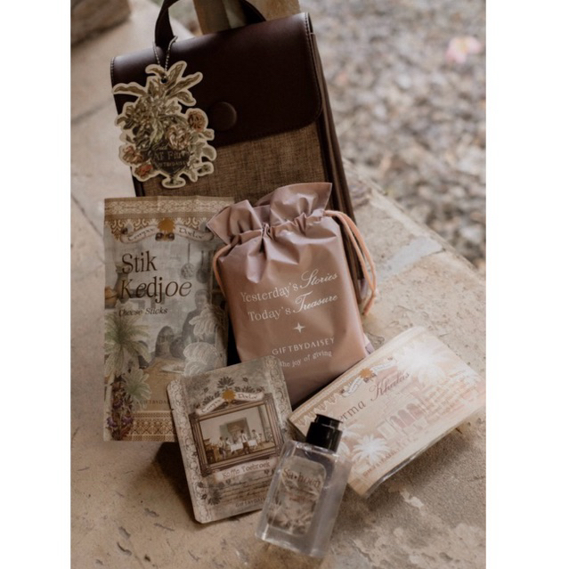 

ASKARA - Giftbydaisey hampers lebaran / eid hampers 2025 / parcel lebaran ramadhan kue kering / hamper idul fitri