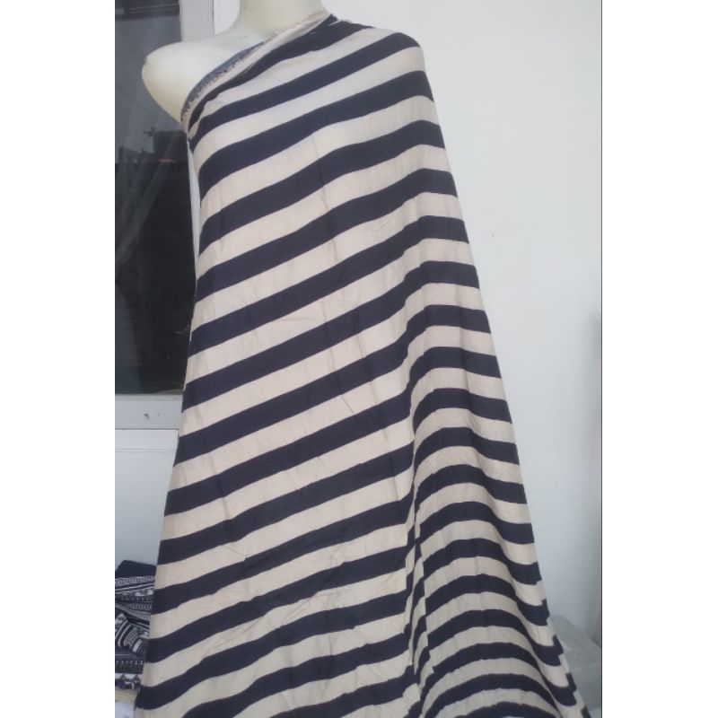 Kain kiloan rayon motif pesanan