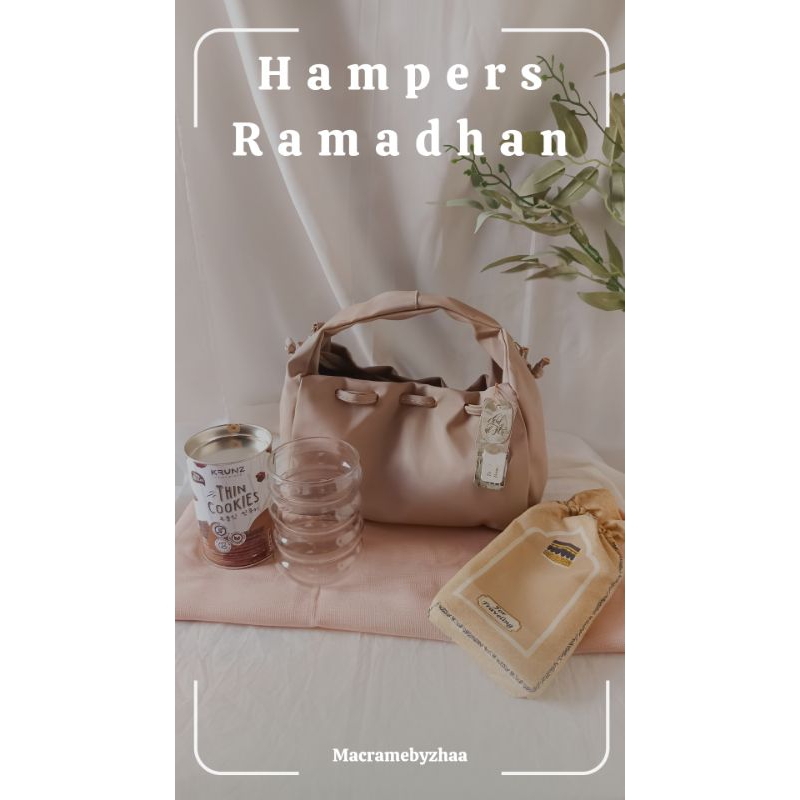 

Hampers Ramadhan - Hampers Idul Fitri - Hampers Parcel Hadiah Lebaran Idul Fitri