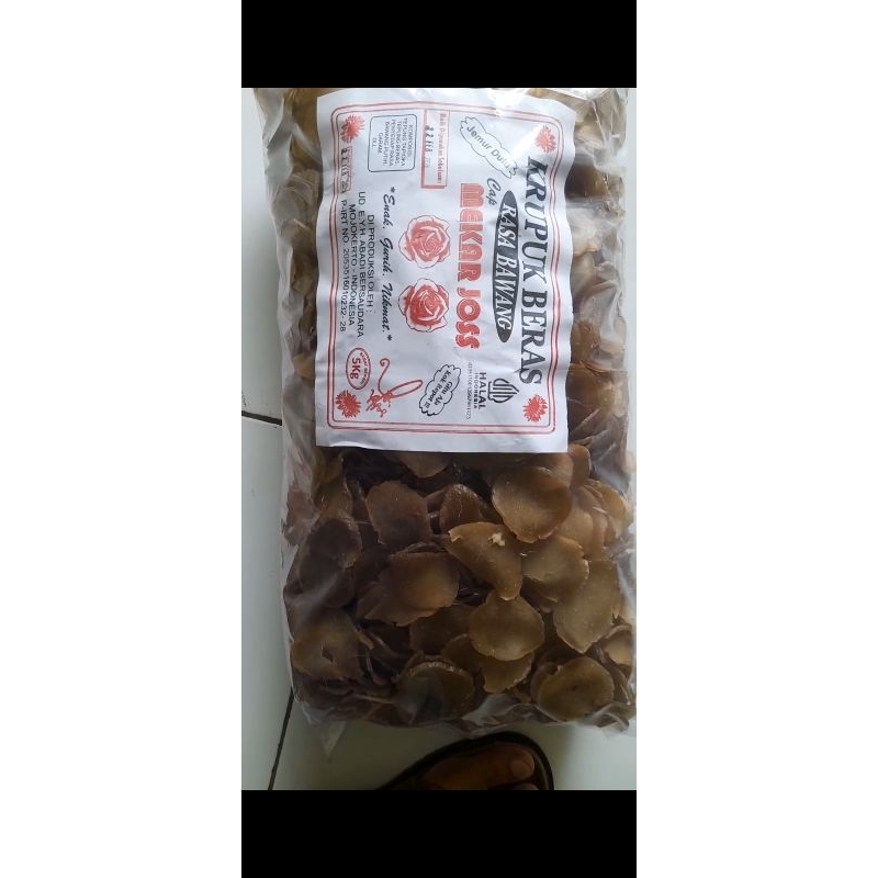 

Krecek krupuk beras rasa bawang cap Mekar joss 500 gr