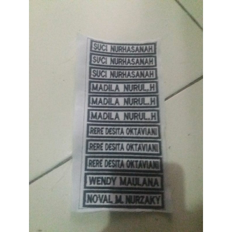 

papan nama anak sekolah costum