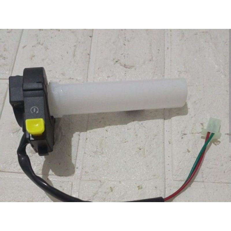 Holder kanan Supra lama set pipa gas