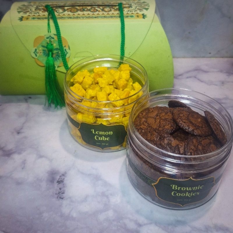 

Hampers Lebaran | Kue Kering Idul Fitri | Paket Daima