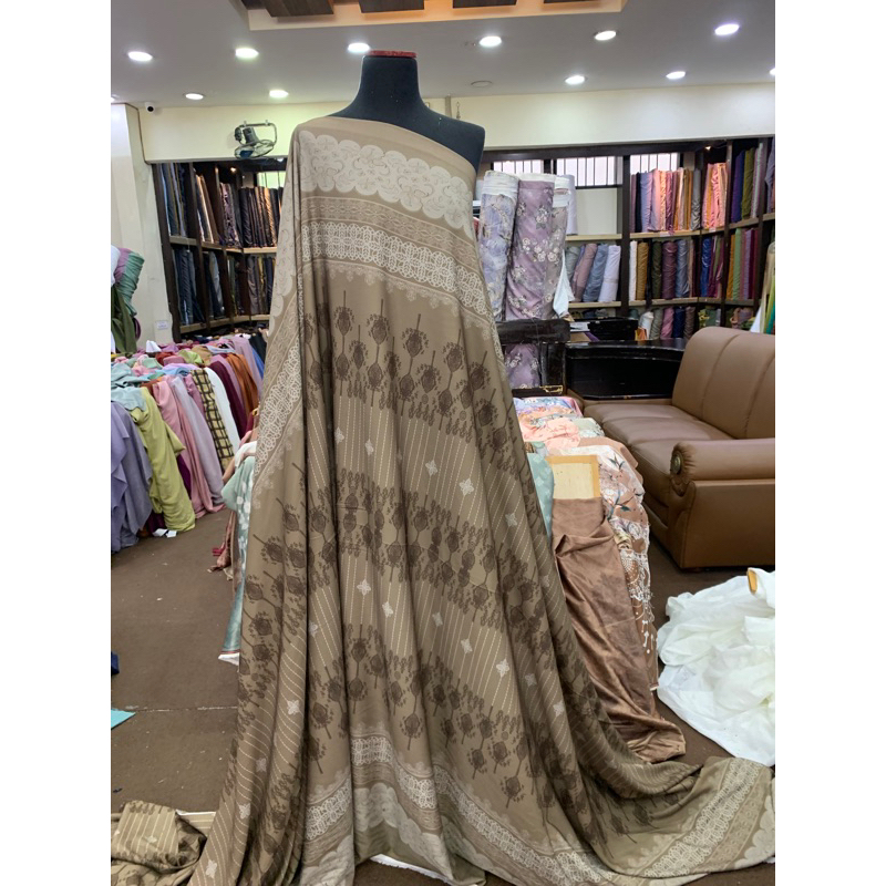 LIONEL RICCI MOTIF/BAHAN KAIN LIONEL RICCI