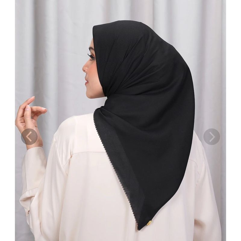 NEW WITH TAG BUTTONSCARVES Basic Scarf  - jet black voal reguler bukan preloved, new with tag