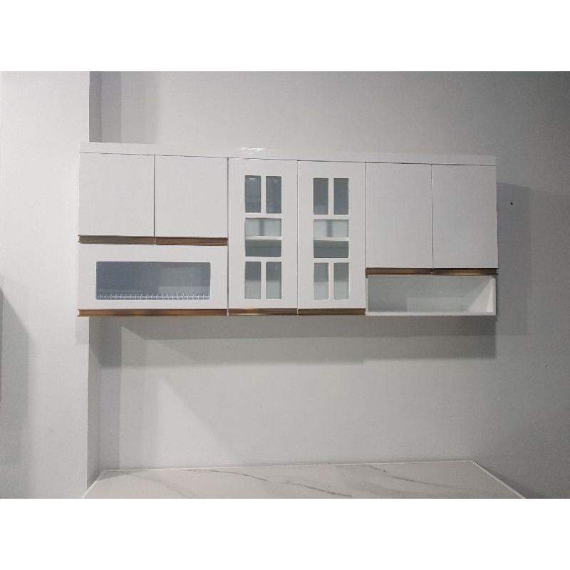 kitchen set atas edging gold