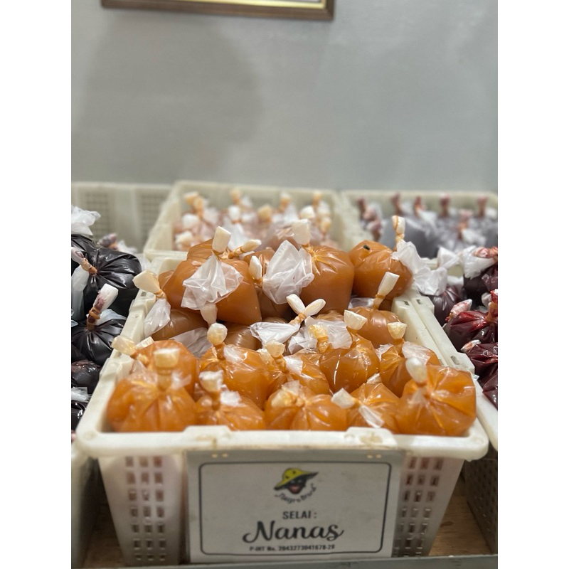 

Selai Nanas Negro Brand 500gr | SELAI NANAS NASTAR NEGRO BRAND BANDUNG
