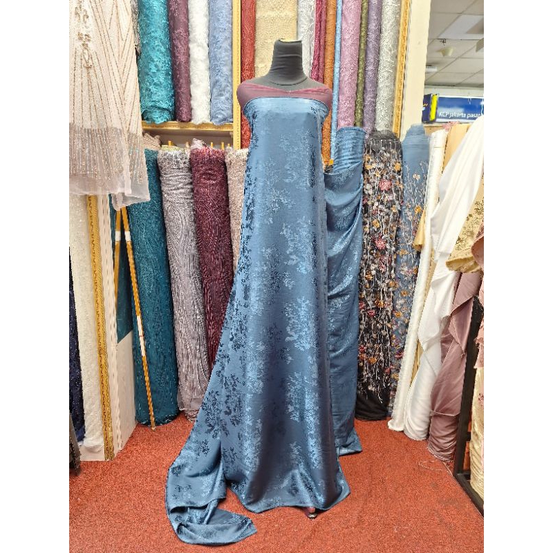 Sale...kain bahan jaguar silk premium | Kain armani jaguar silk motif