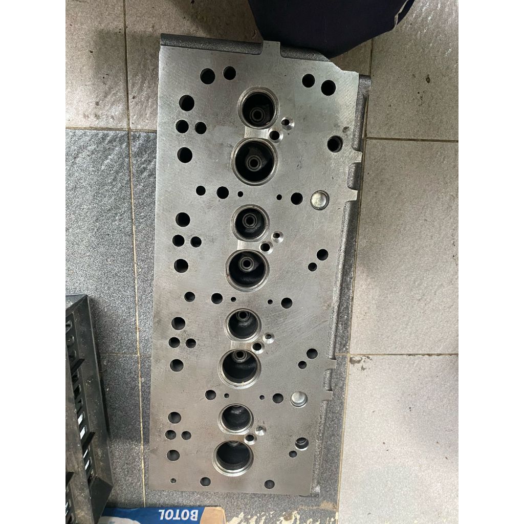 CYLINDER HEAD SILINDER HEAD DEKSEL MESIN 4BD2 ISUZU ENGINE ORI OGM JAPAN