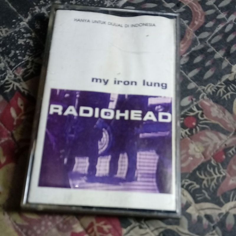 RADIOHEAD COLLECTION  MY IRON LUNG KASET