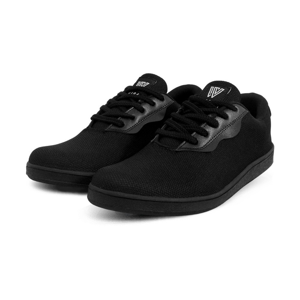 Wioz Sepatu Sneakers Pria W 1011 Casual Kets Warna Hitam untuk Kuliah Kerja Santai