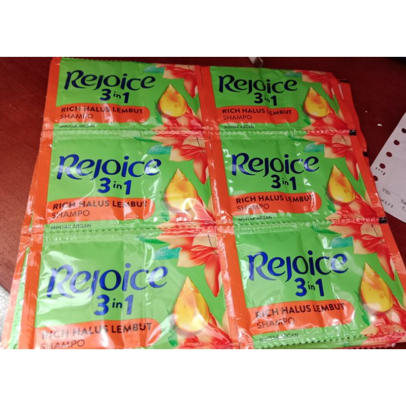Shampo Rejoice rich 1 renteng isi 24sachet