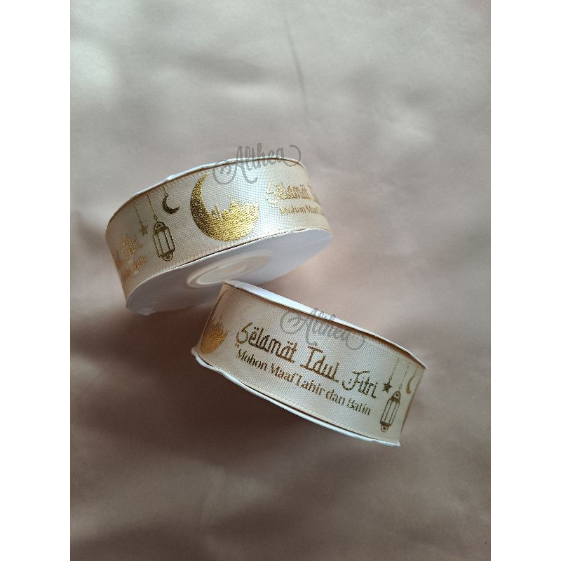 

Pita Lebaran Idul Fitri 2,5cm Cream (4meter)
