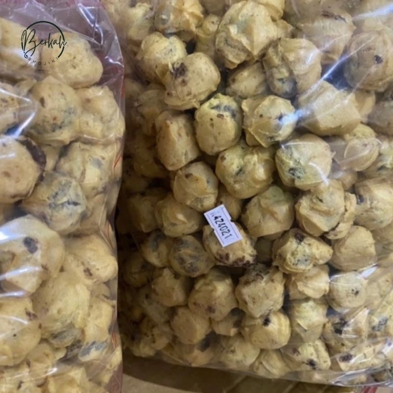 

Kue Sus Rasa coklat enak lembut cocok untuk lebaran MURAH