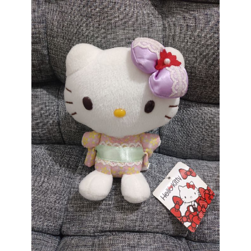 Boneka Hello Kitty kimono 16 cm original