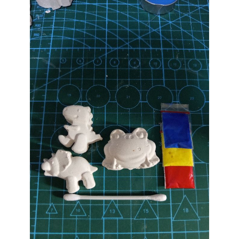 

mewarnai gypsum mainan edukasi anak