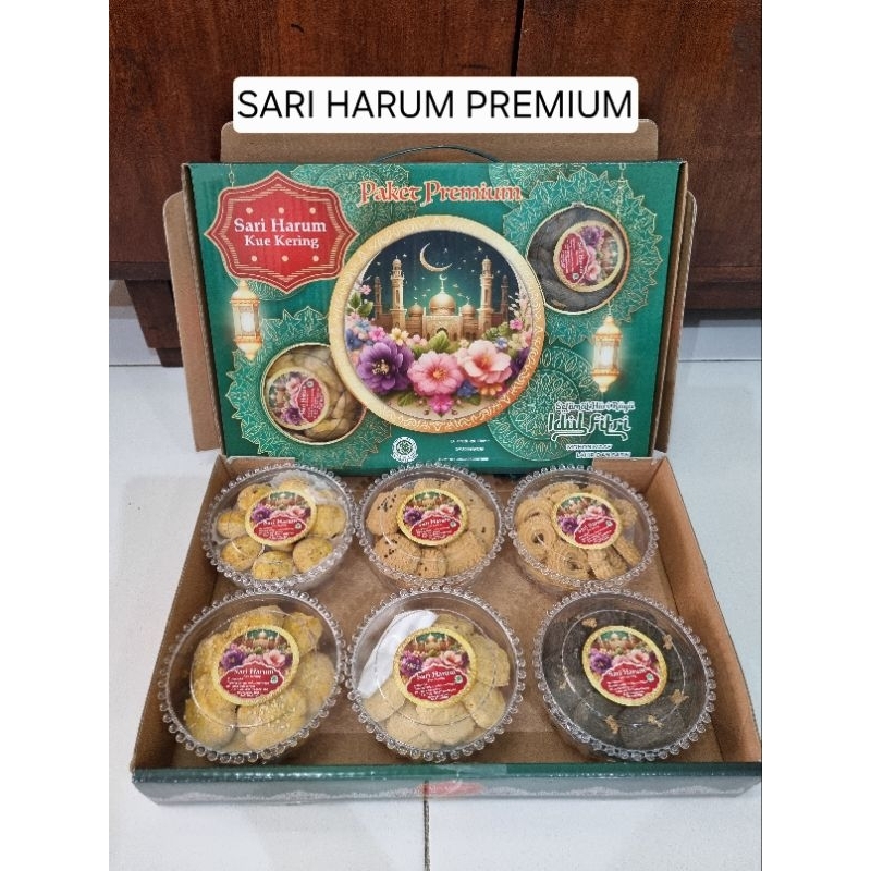 

Parcel Kue Kering Sari Harum Premium