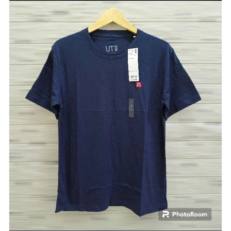 Uniqlo Kaos Lengan Pendek Unisex Logo Bordir