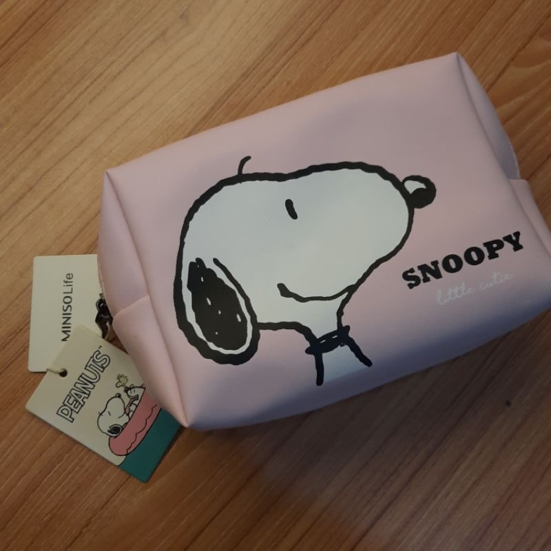pouch miniso × snoopy