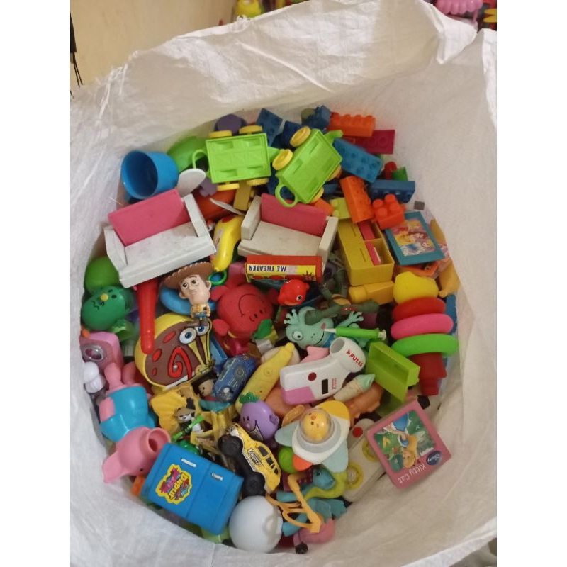 Mainan karungan bal kiloan 22 KG (harga 20rb/kg)