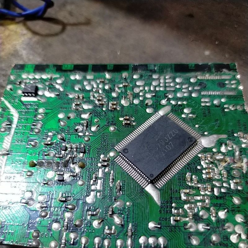 IC tempel Sharp ixd 067 wjzzq