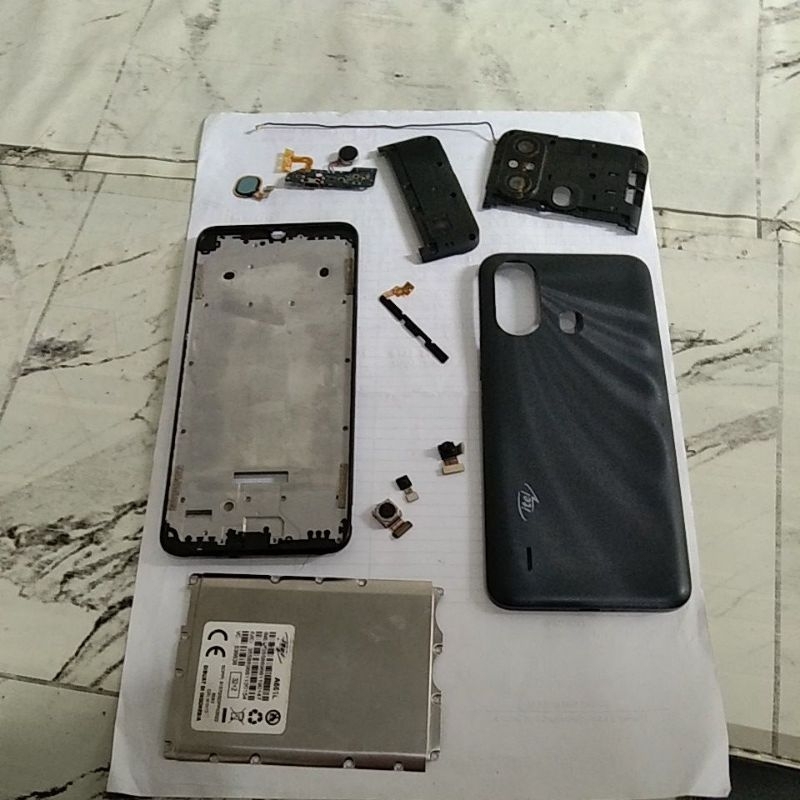 Suku cadang Itel a49 A661L ORI copotan kamera Itel a49 tatakan lcd Itel a49 backdoor Itel a49 tutup 