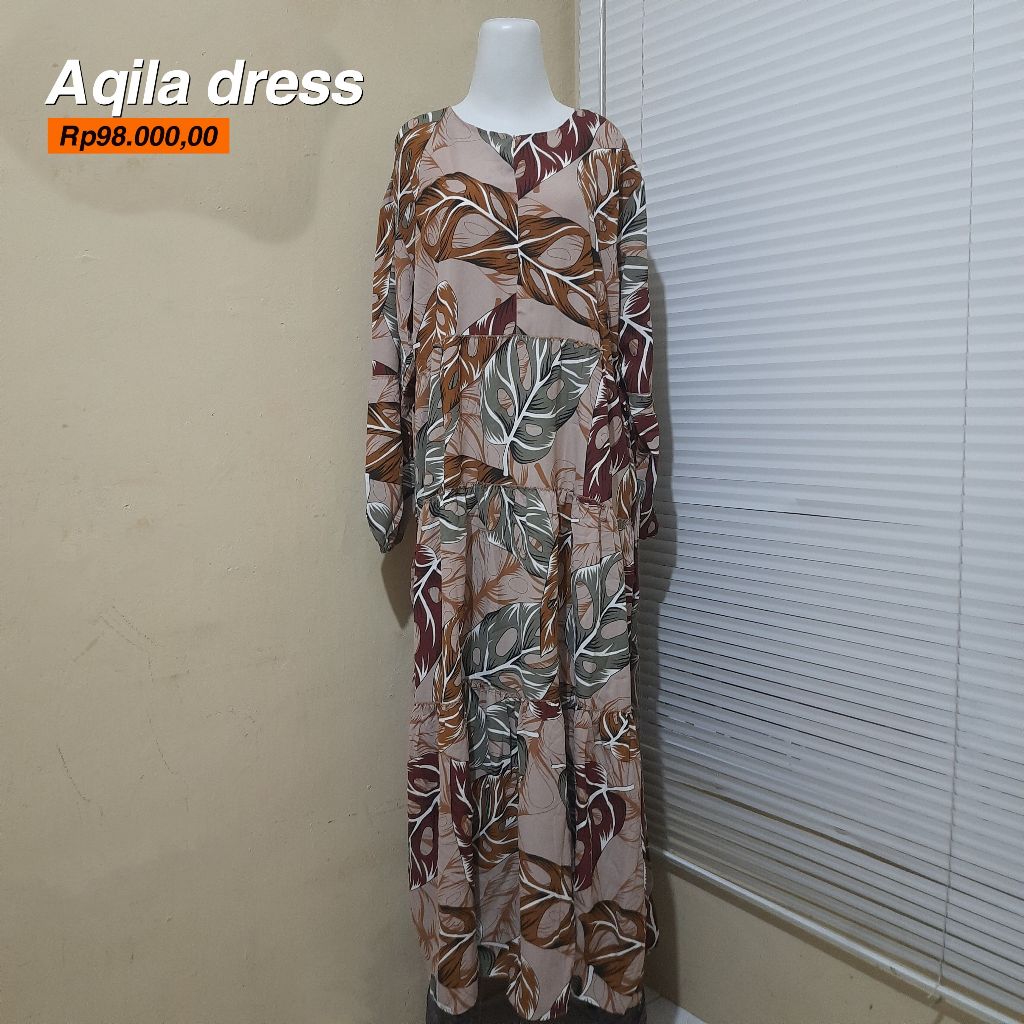 Aqila dress