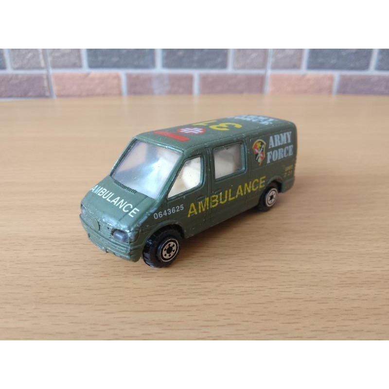 Diecast Mobil Ambulance Army Ori